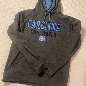 University of North Carolina, tar heels, gray hoodie, medium sweatshirt appliqué